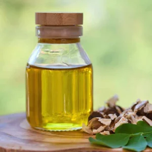 Natural moringa oil